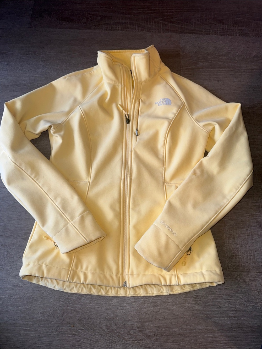 The North Face Women's Apex Bionic Softshell Jacket - Pastel Yellow Size M